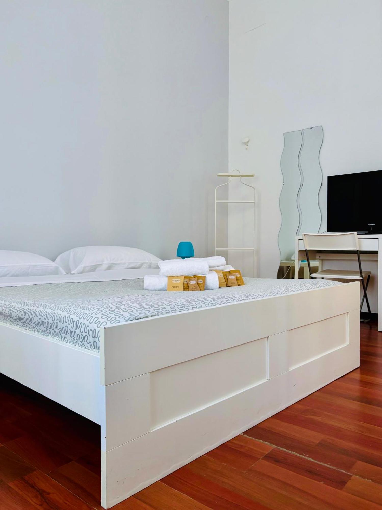 Castelnuovo Rooms #Politeama Palermo Dış mekan fotoğraf
