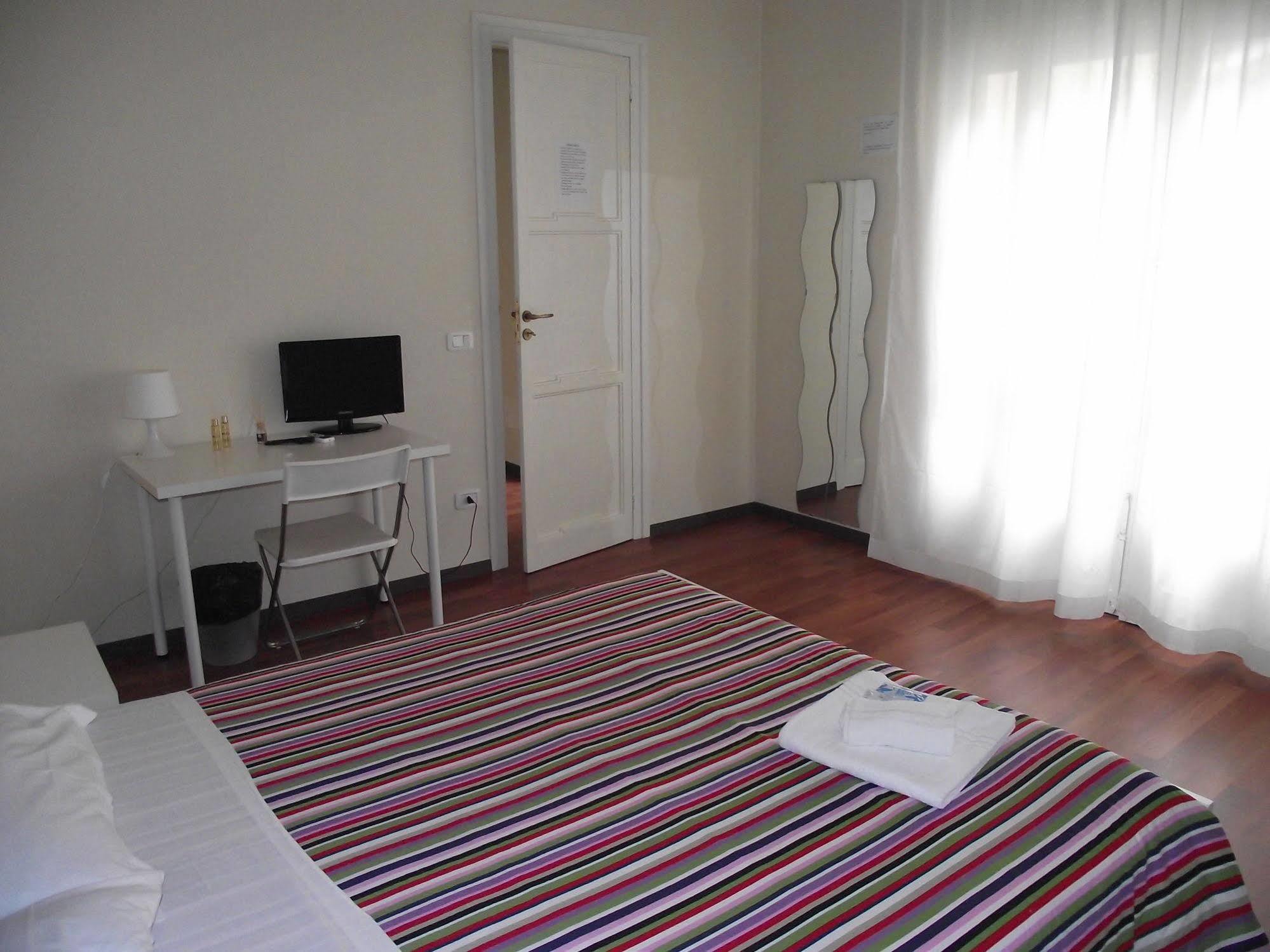 Castelnuovo Rooms #Politeama Palermo Dış mekan fotoğraf